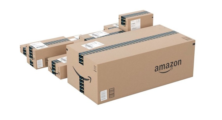 Коробка с логотипом AMAZON